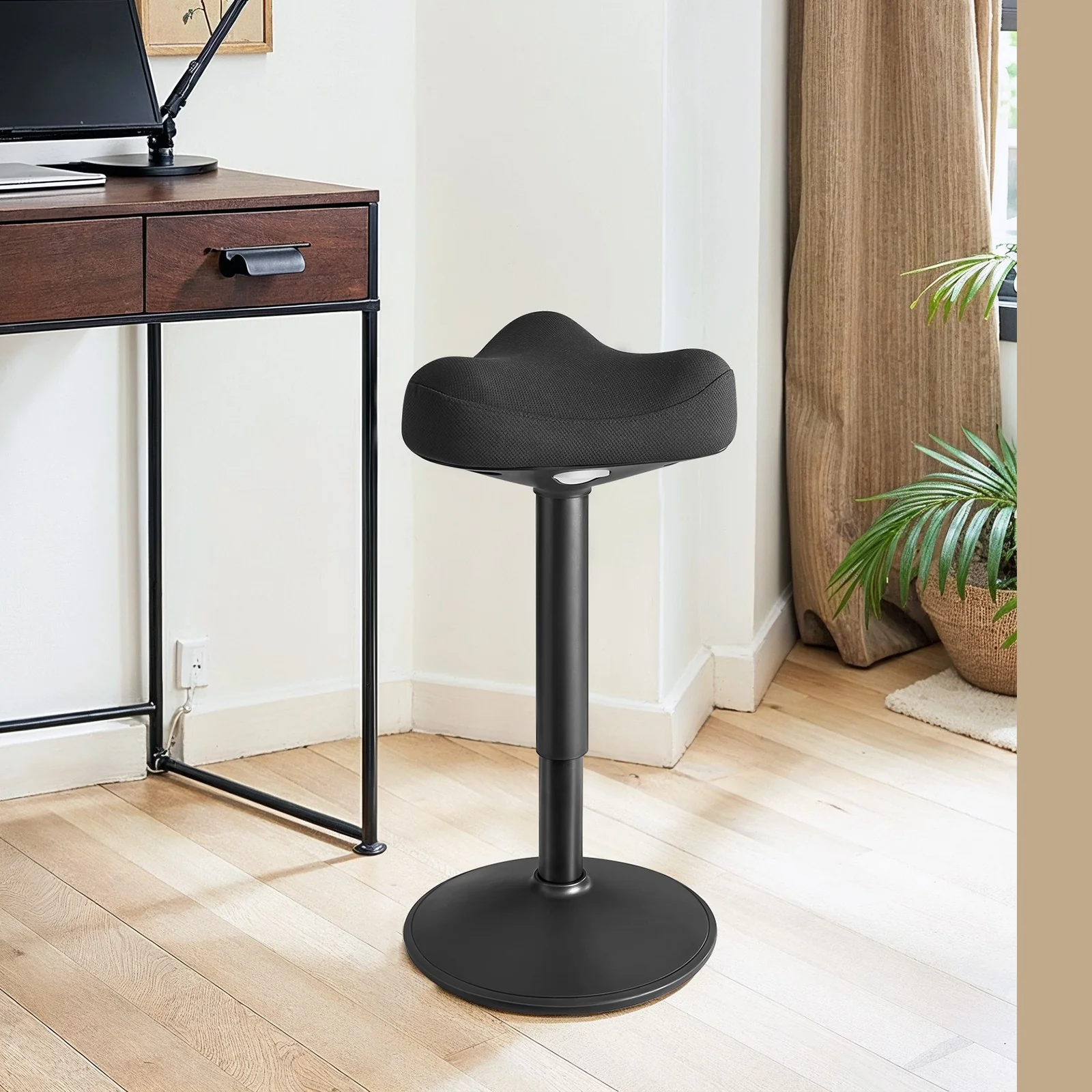 Stehhocker höhenverstellbar und modern